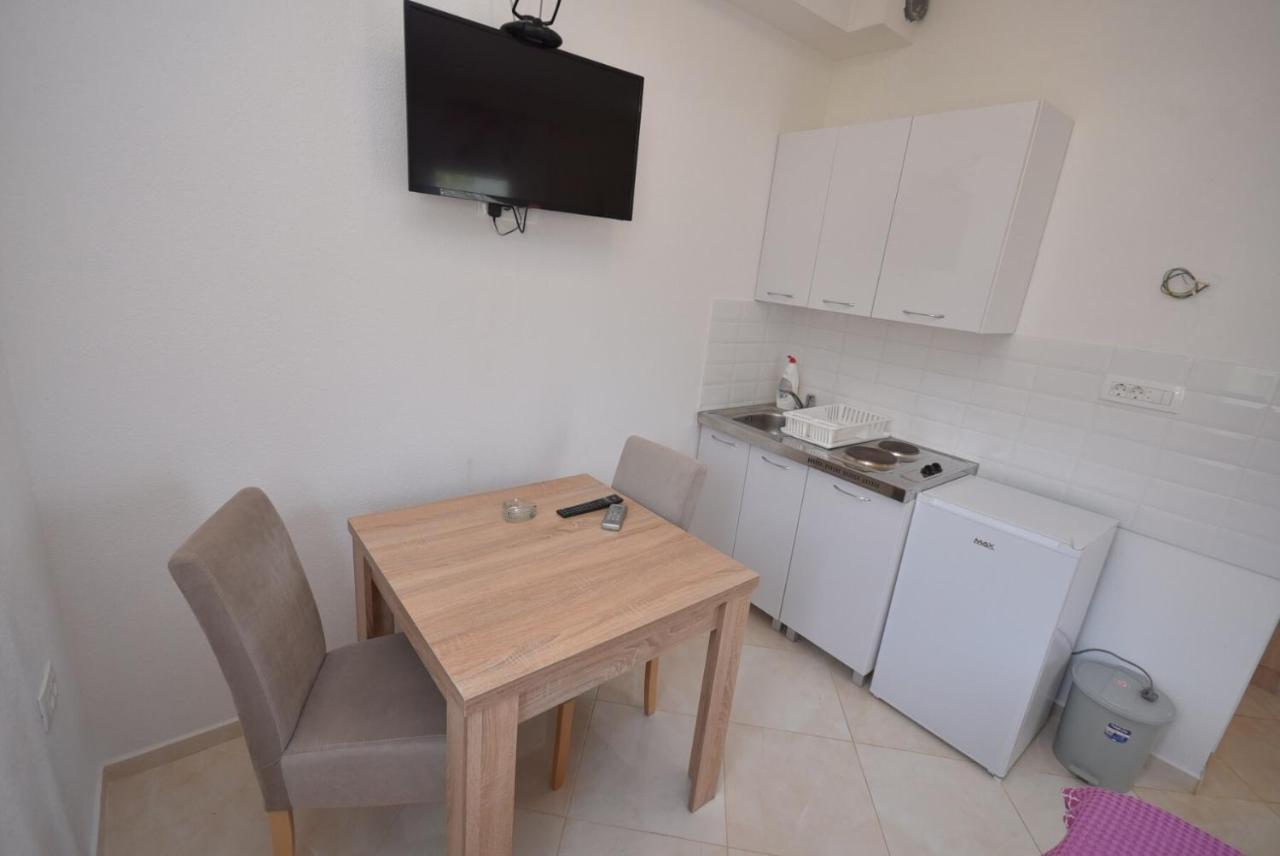 Subotic S Apartmani Risan Exteriér fotografie