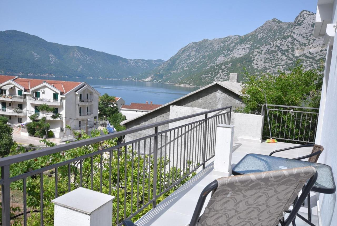 Subotic S Apartmani Risan Exteriér fotografie