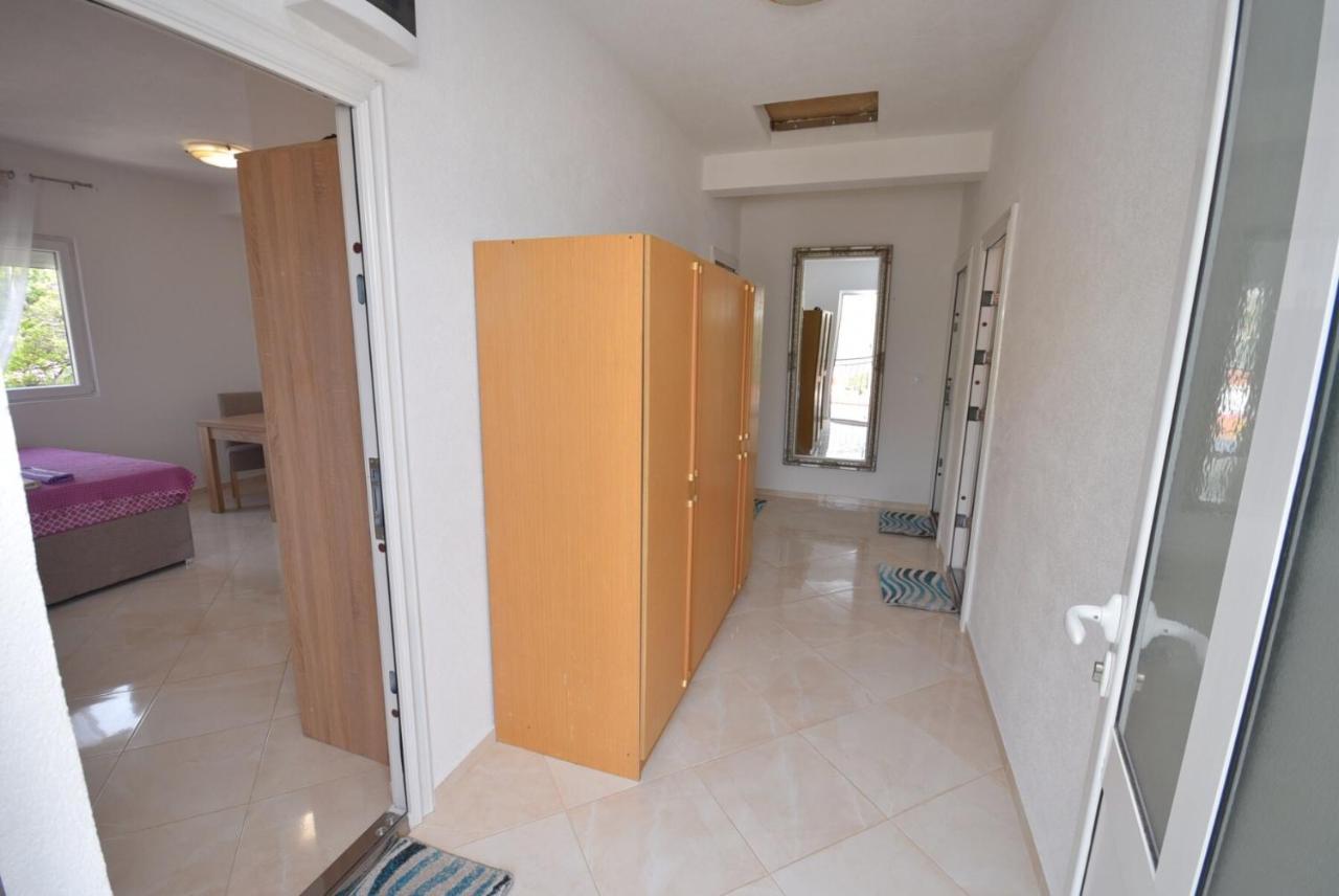 Subotic S Apartmani Risan Exteriér fotografie