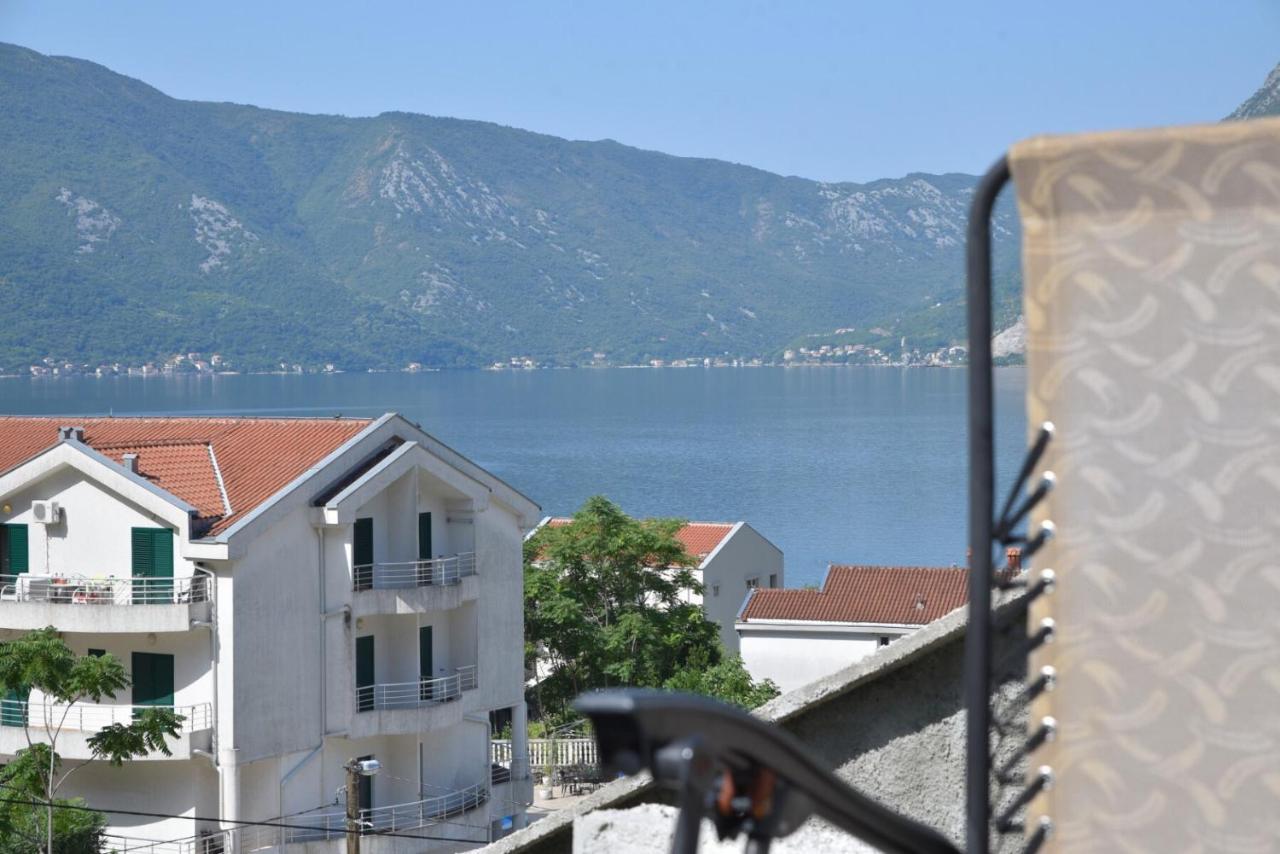 Subotic S Apartmani Risan Exteriér fotografie